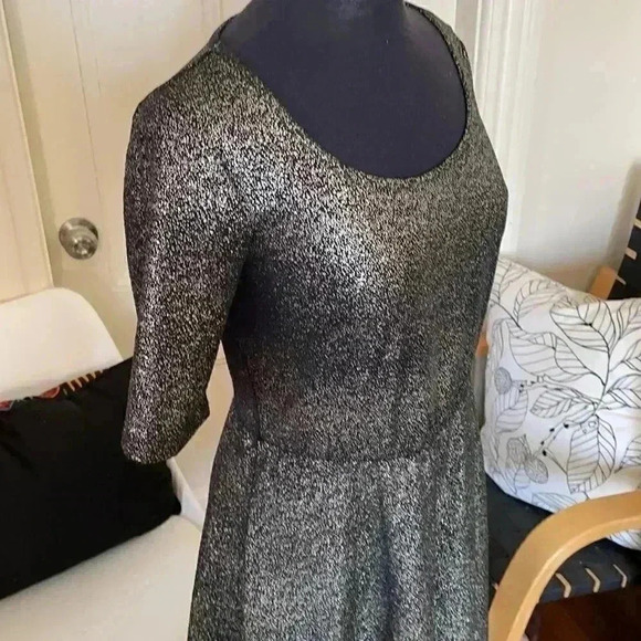 Gianni Bini Gold fleck fit and flair dress medium - Picture 2 of 7